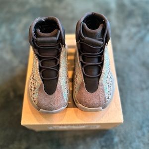 Adidas Yeezy Quantum Sneaker (Infant)